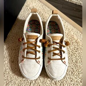🌟Sperry Crest vibe canvas sneaker🌟